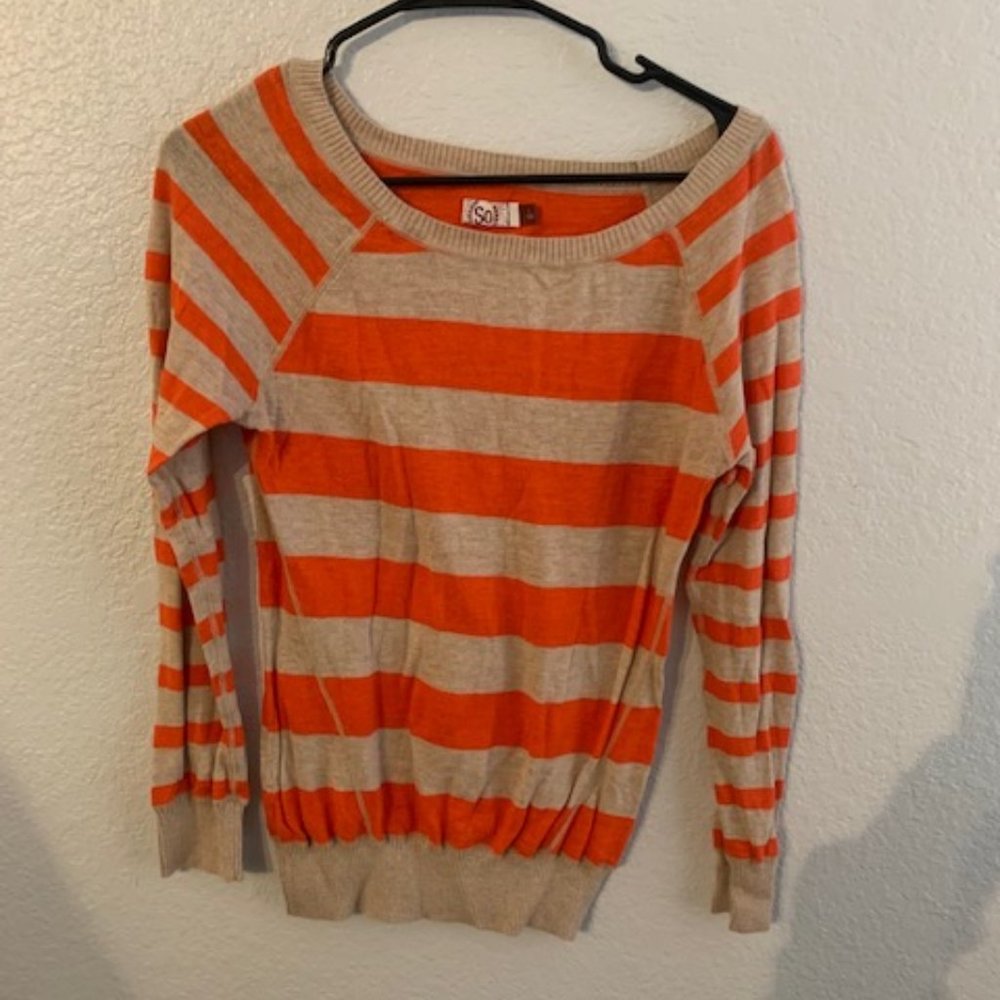 SO Sweater Size Large